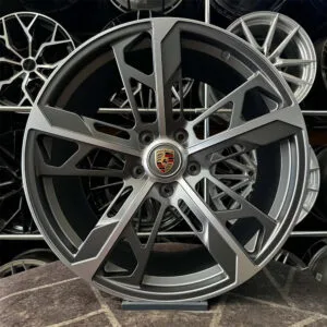 21 инча 5×130 PORSCHE MACAN ПРЕДЕН 9.5 ЗАДЕН 11.5 OFFSET Gun Metal Diamond Cut