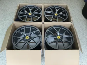 Джанти Ferrari 599